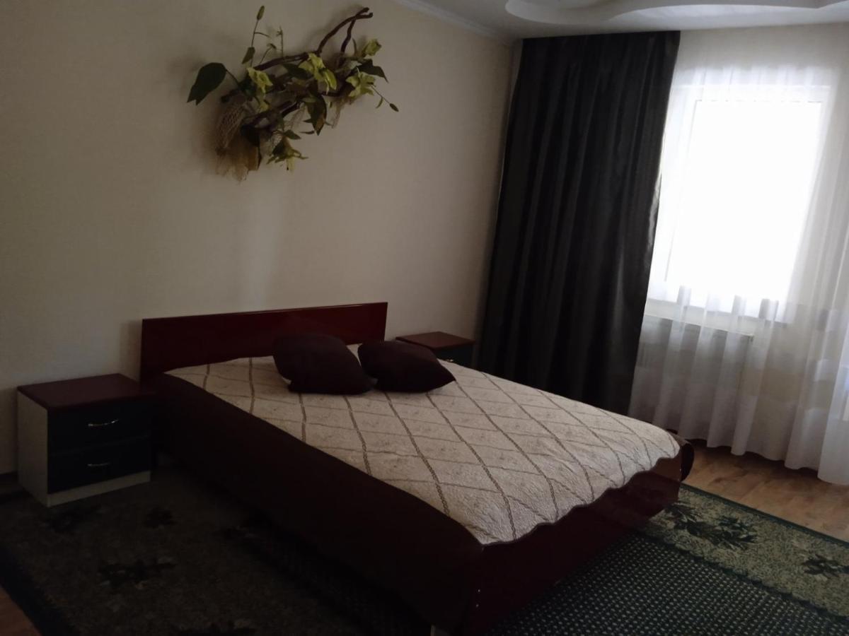 Едельвейс Hotel Sniatyn Eksteriør billede